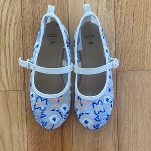 H&M Kids White Shoes with Blue and Orange Floral Design